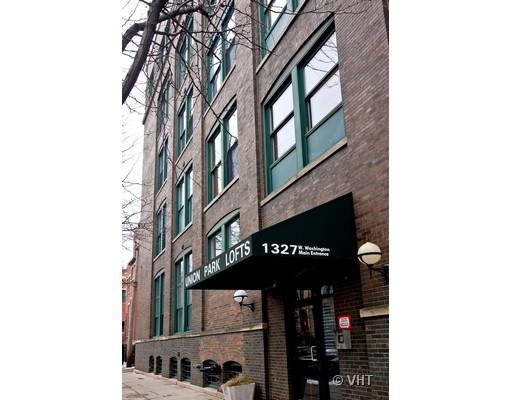 1327 W Washington Blvd. #3B, Chicago, IL 60607