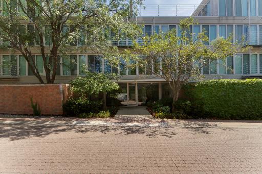 2525 Wellington Ct. #204, Evanston, IL 60201