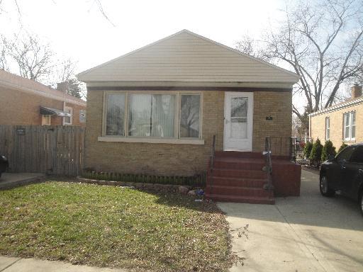 8227 45th St., Lyons, IL 60534