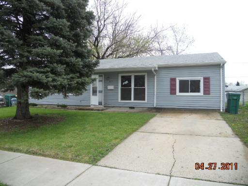 213 Hayes Ave., Romeoville, IL 60446