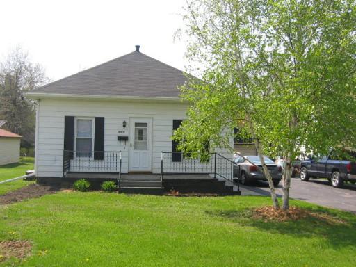 125 W 2nd St., Streator, IL 61364