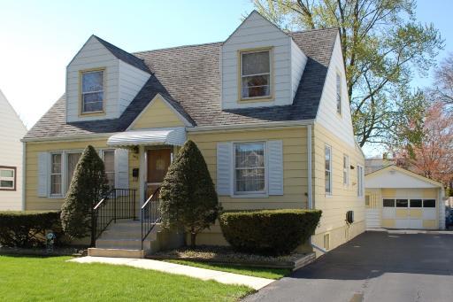 5417 W 90th St., Oak Lawn, IL 60453