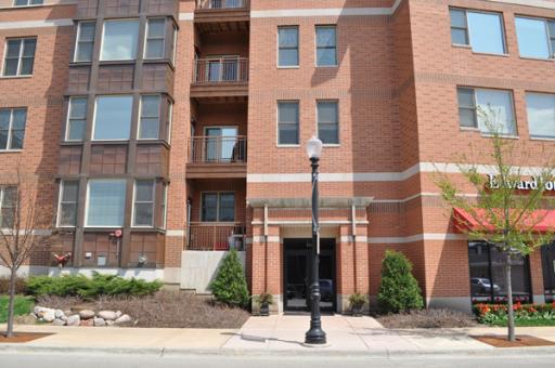 930 Curtiss St. #110, Downers Grove, IL 60515