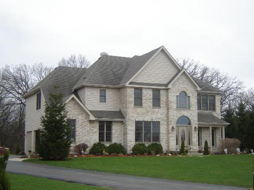 1118 Majestic Dr., Mchenry, IL 60051