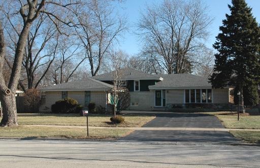 7721 Williams St., Darien, IL 60561