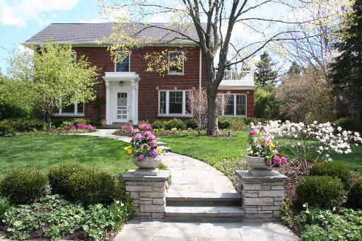 743 Bluff St., Glencoe, IL 60022