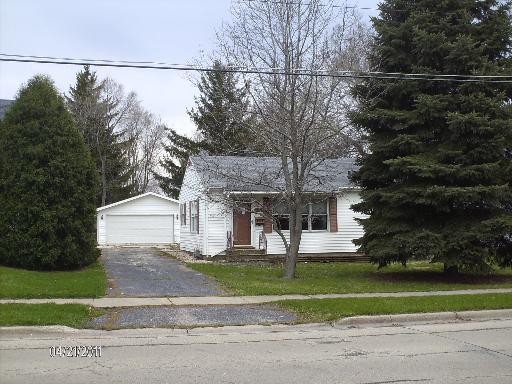 316 E Sunset Pl., Dekalb, IL 60115