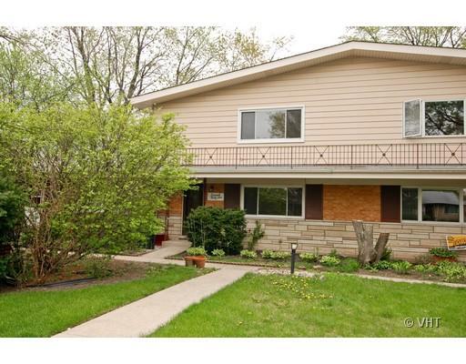 7034 Carol Ave., Niles, IL 60714