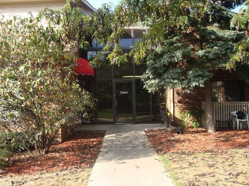 33720 Royal Oak Ln. #201, Gages Lake, IL 60030