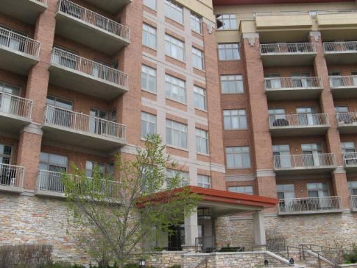 40 Prairie Park Dr. #311, Wheeling, IL 60090