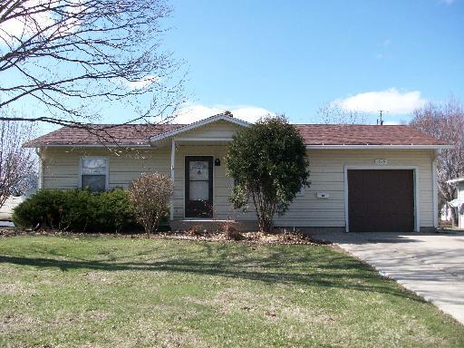 1526 Sunrise Dr., Dekalb, IL 60115