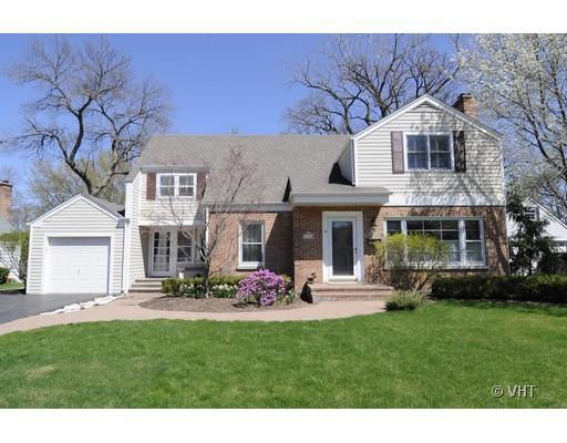 1161 Walnut Ln., Northbrook, IL 60062