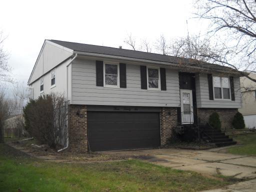 326 Brunswick Ct., Streamwood, IL 60107
