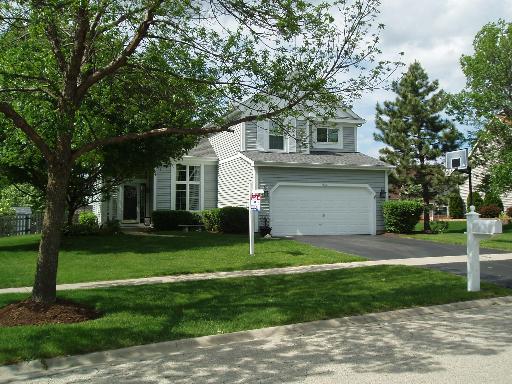 1360 Newcastle Ln., Bartlett, IL 60103