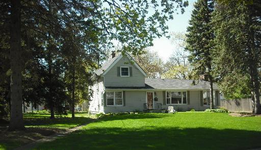 772 N Prairie Ave., Glen Ellyn, IL 60137