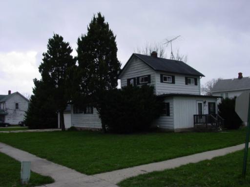 12021 Third Ave., Hebron, IL 60034