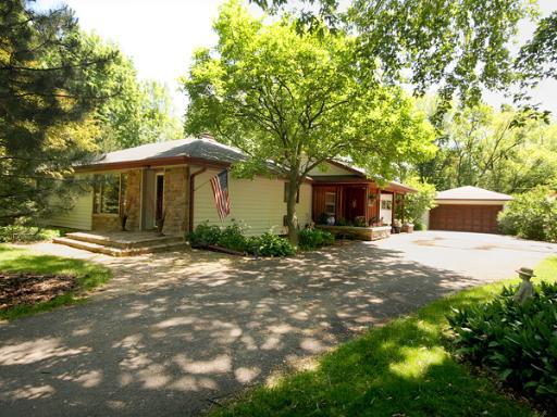 2031 Western Ave., Geneva, IL 60134
