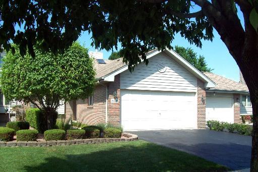 18402 Pinewood Ln., Tinley Park, IL 60477