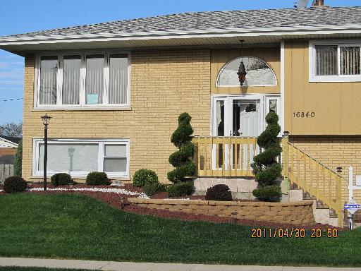 16840 Parkside Ave., South Holland, IL 60473