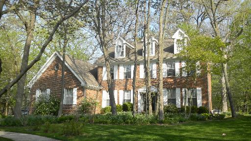 613 Henning Ct., Naperville, IL 60540