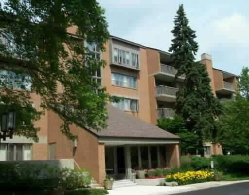 22 S Park Ln. #311, Park Ridge, IL 60068
