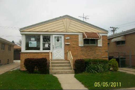 3754 W 76th St., Chicago, IL 60652