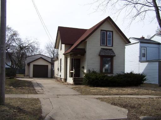 2008 Price St., Rockford, IL 61103