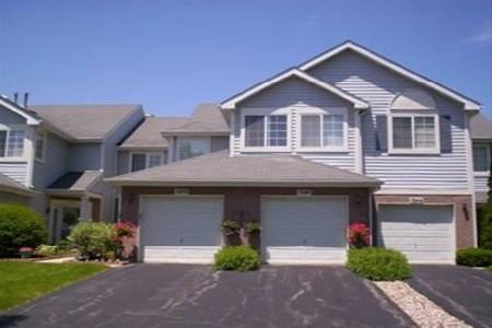 1048 Hinswood Dr., Darien, IL 60561