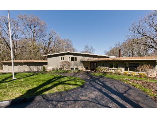 7184 Kinnikinnick Dr., Roscoe, IL 61073