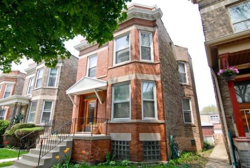 1732 W Farragut Ave., Chicago, IL 60640