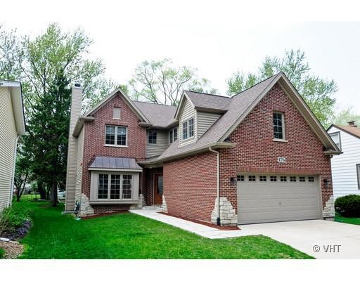 176 S Ellyn Ave., Glen Ellyn, IL 60137