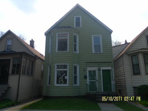 8010 S Saginaw Ave., Chicago, IL 60617