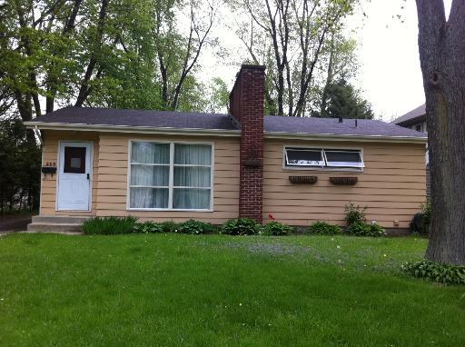 255 Lorraine St., Glen Ellyn, IL 60137
