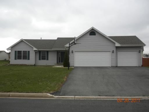 5447 W Whistling Hawk Dr., Machesney Park, IL 61115