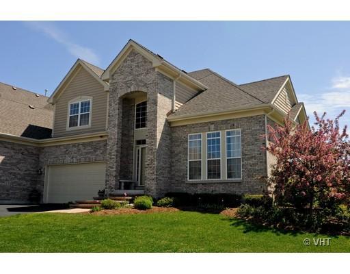702 Fieldstone Ct., Inverness, IL 60010