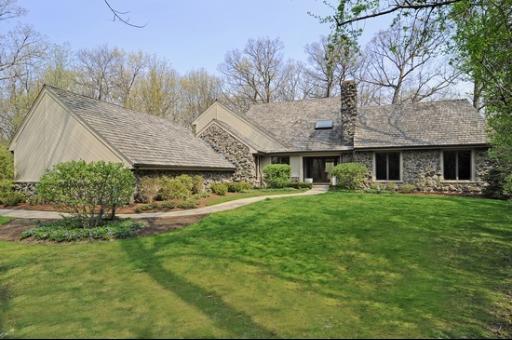 1554 Big Oaks Ct., Lake Forest, IL 60045