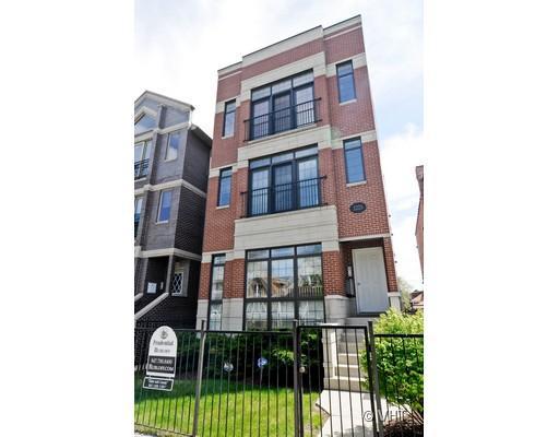 2225 W Foster Ave., Chicago, IL 60625