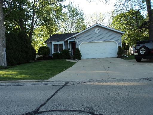 257 Lathem St., Batavia, IL 60510