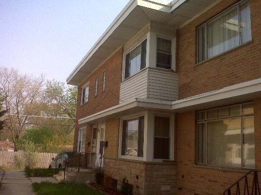 9509 Gross Point Rd. #D, Skokie, IL 60076