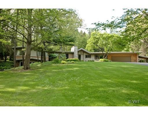 1704 W Highland Ave., Elgin, IL 60123