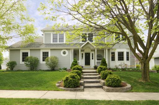 27W201 Heather Ln., Winfield, IL 60190