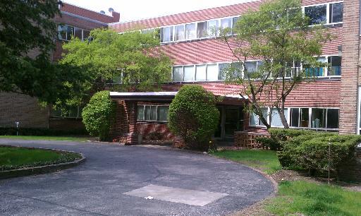 200 Ridge Ave. #2E, Evanston, IL 60202