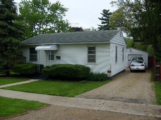 106 E Bassett St., Nelson, IL 61021