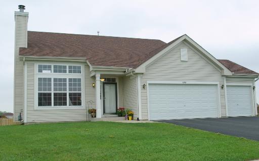 9198 Corriedale Rd., Roscoe, IL 61073