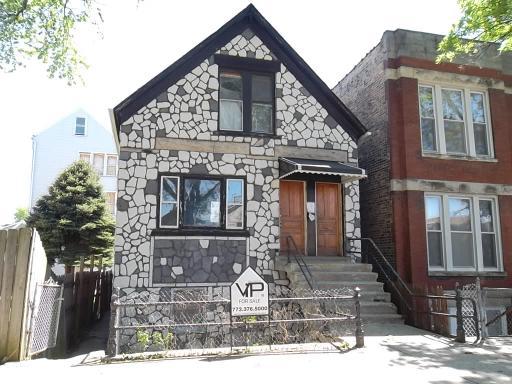 825 W 33rd Pl., Chicago, IL 60608