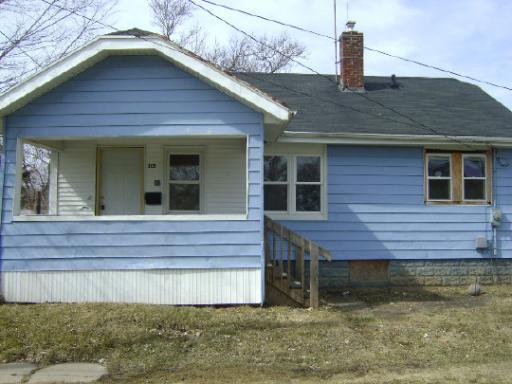 305 Tay St., Rockford, IL 61102