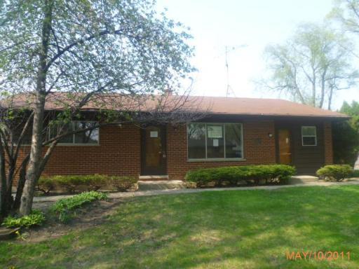 332 E Jeffery Ave., Wheeling, IL 60090