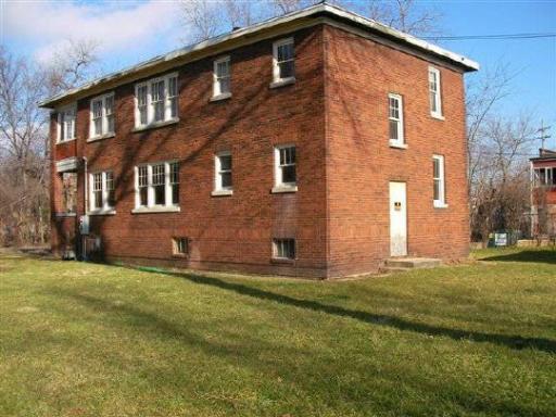 533 Division Ct., Rockford, IL 61104