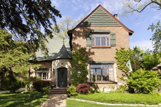 420 Taylor Ave., Glen Ellyn, IL 60137