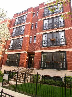 855 W Buckingham #3W, Chicago, IL 60657